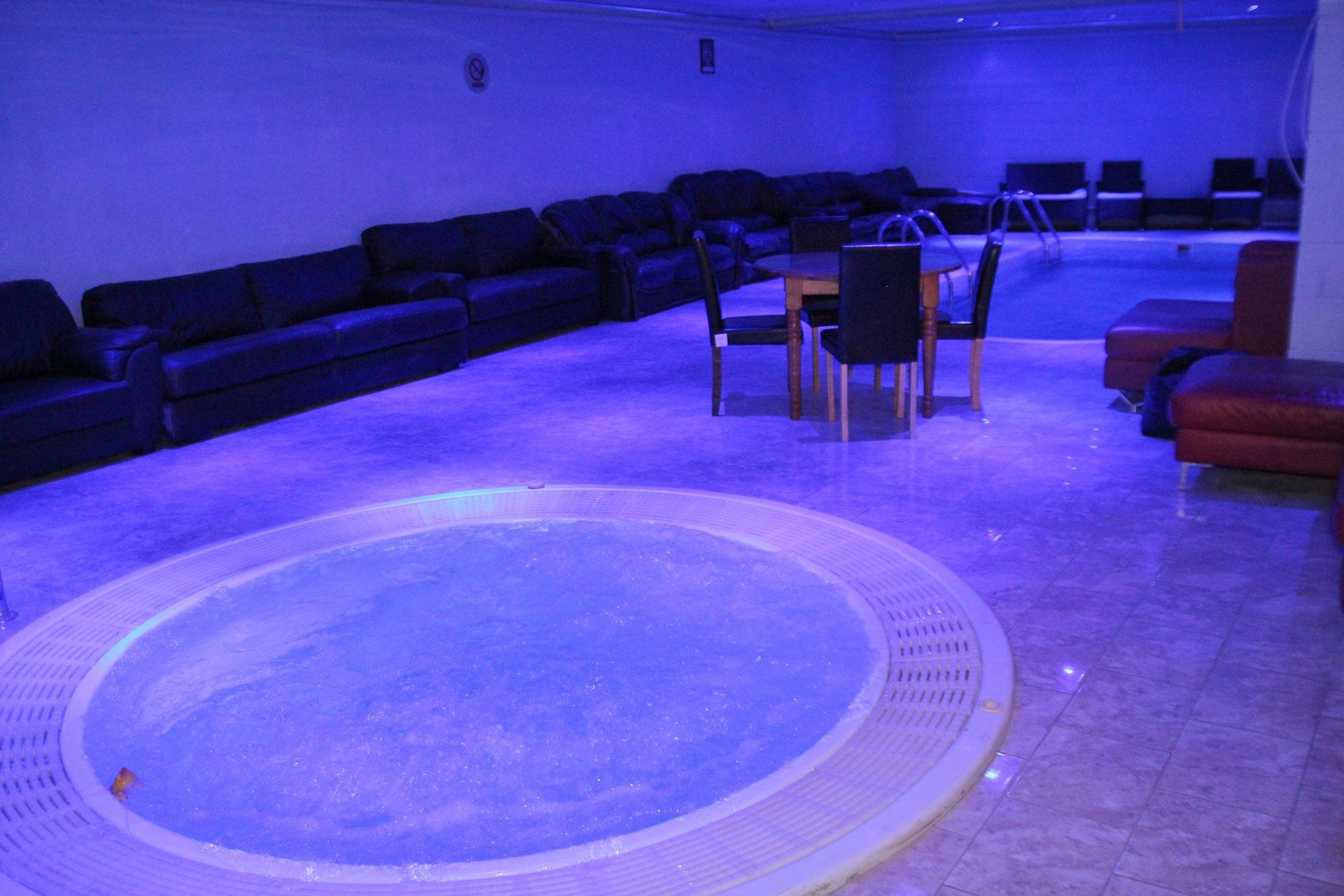 Large Commercial Jacuzzi